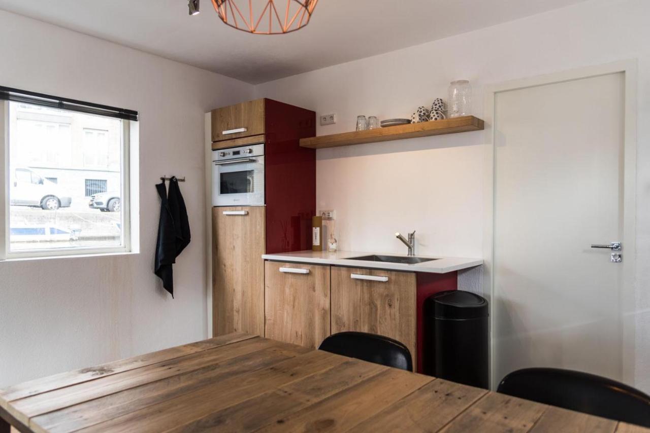 Houseboat Next To Amstel Bed & Breakfast Amsterdam Bagian luar foto